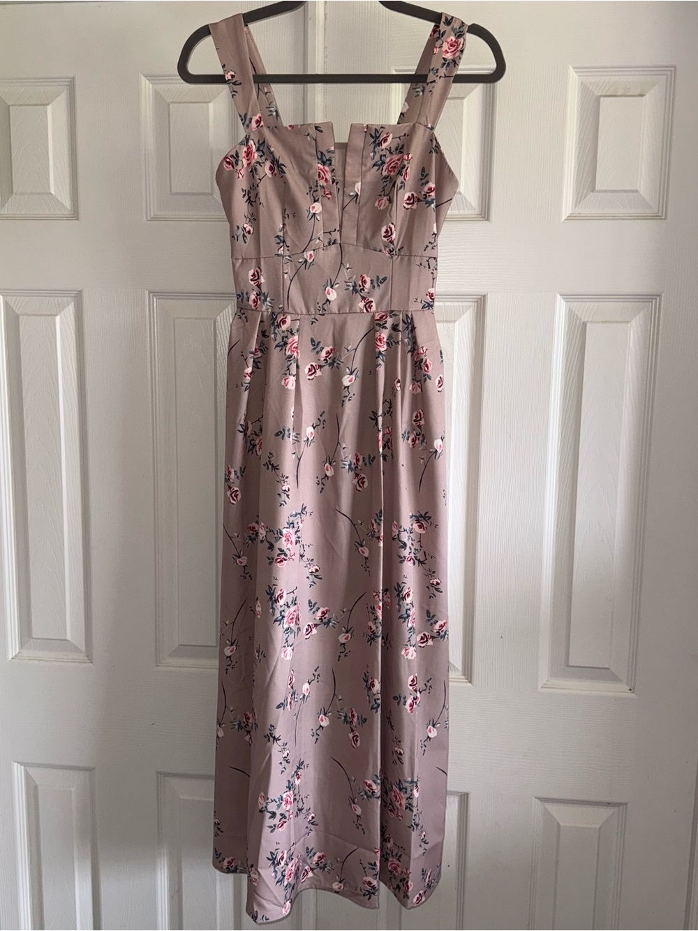 Floral Square-Neck Maxi Dress in Taupe - Picture 2 of 2